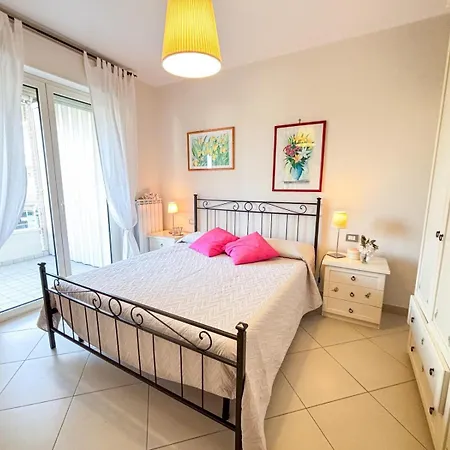 Poseidon Amaranto - *